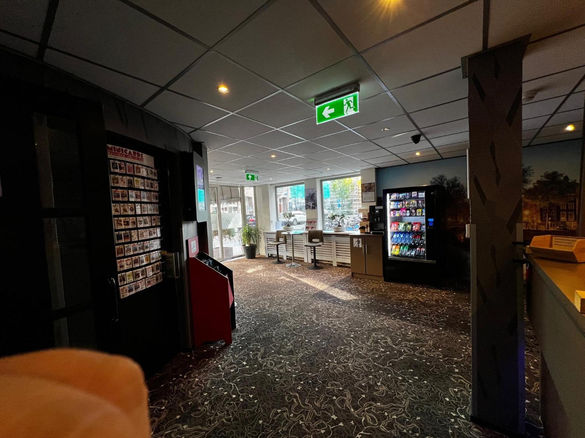 特里亚农经济酒店 阿姆斯特丹 外观 照片